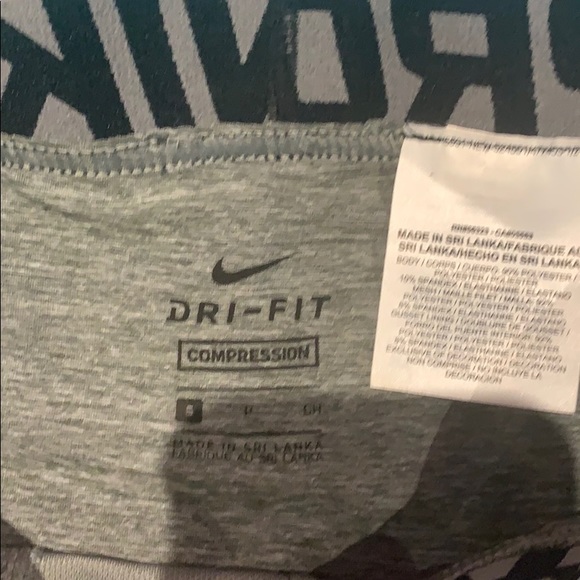 nike biker shorts - Picture 2 of 4